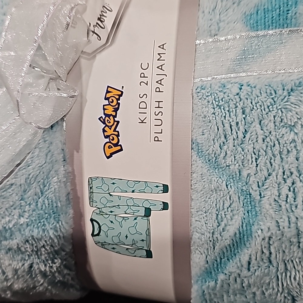 NWT fleece Pokémon 2 piece pajama set - Picture 4 of 7